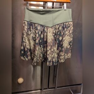 Women's Offline By Aerie Olive Camo Print Skort Sz Lg